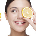 Succo di limone per le macchie scure: un rimedio naturale contro l'acne